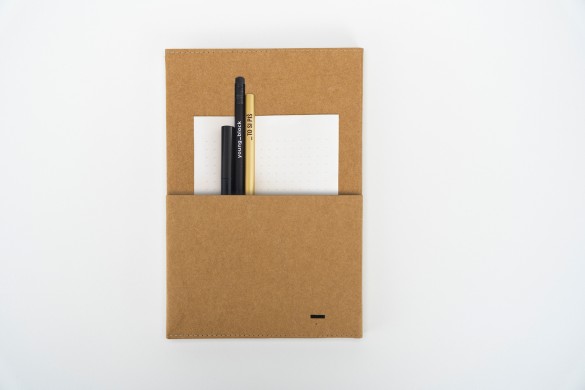 Set produktů_eko _diář 2025_kapsa_penál