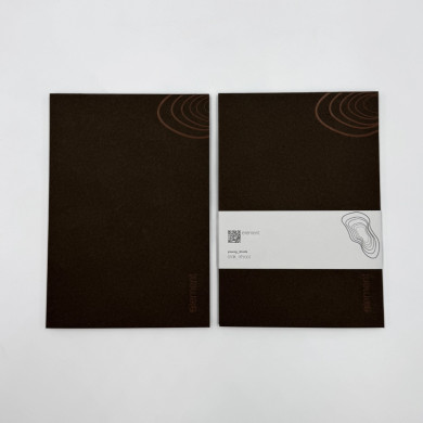 Blok_ID PREMIUM ve formátu zmenšené A5, s tvrdou obálkou, tečkovaný