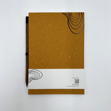 BLOK_EKO PREMIUM ve formátu zmenšené A5, s měkkou obálkou, tečkovaný