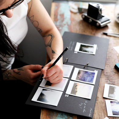 Fotoalbum OLE s gumičkou na zavírání